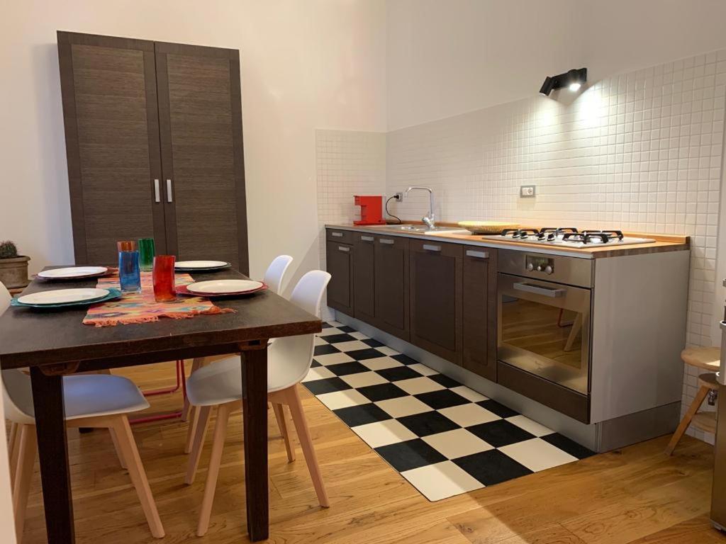 テルニCasa Mentanaアパートメント エクステリア 写真